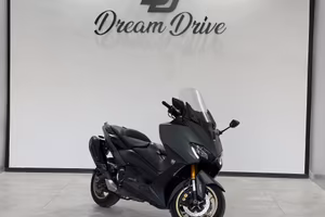 Yamaha T Max 560 tech max