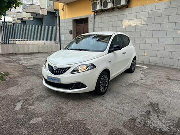 LANCIA Ypsilon 1.0 FireFly 5 porte S&S Hybrid Go