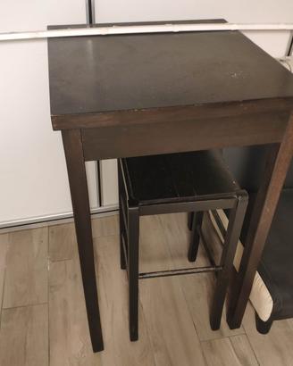 tavoli e sgabelli legno massiccio tipo "pub"