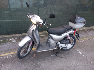 Aprilia Scarabeo 50cc 4t