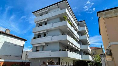 Appartamento di 128 m² con 4 locali e box auto dop