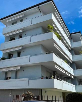 Appartamento di 128 m² con 4 locali e box auto dop