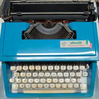 Macchina da scrivere Olivetti Italia 90