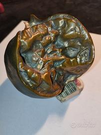 Scultura di melograno in bronzo a cera persa