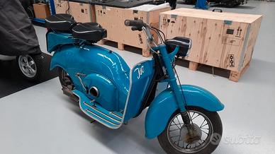 ISO Scooter 125