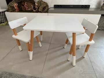 Tavolo bimbi legno+2sedie