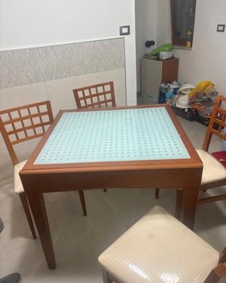 Tavolo da cucina o soggiorno o salotto+ 4 sedie