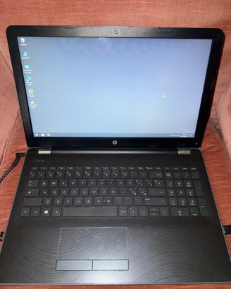 HP Laptop compreso di mouse ergonomico Logitech