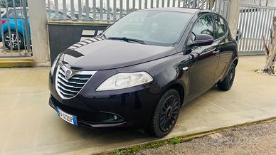 Lancia Ypsilon 1.2 69 CV 5 porte GPL Ecochic Elefa