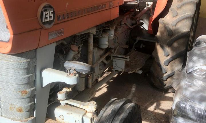 Trattore Massey Ferguson 135 special