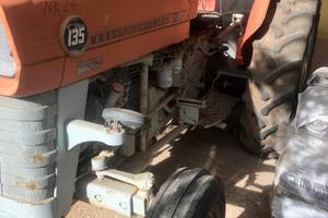 Trattore Massey Ferguson 135 special