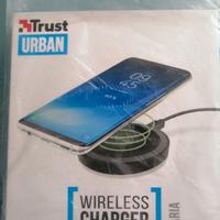 Base di ricarica per Smartphone wireless