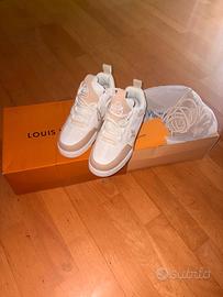 Sneakers taglia 39