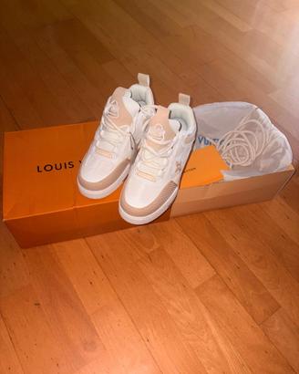 Sneakers taglia 39