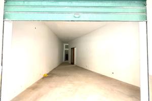 Magazzino/Garage 76 mq Ristrutturato con Bagno