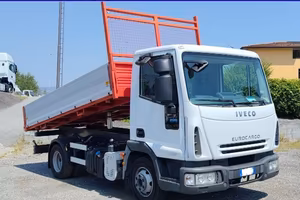 Iveco Eurocargo 75E Ribaltabile trilaterale