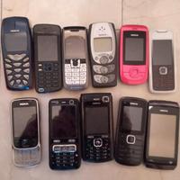 Lotto 11 Nokia vintage a metà prezzo