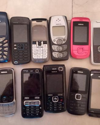 Lotto 11 Nokia vintage a metà prezzo