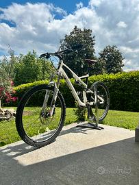 Specialized Stumpjumper FSR – 26”