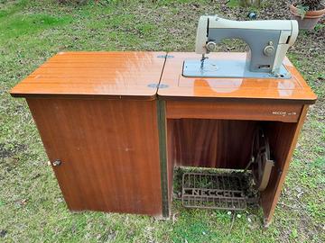 Macchina da cucire NECCHI Supernova Ultra Mark 2