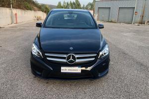 Mercedes-benz B 200 premium