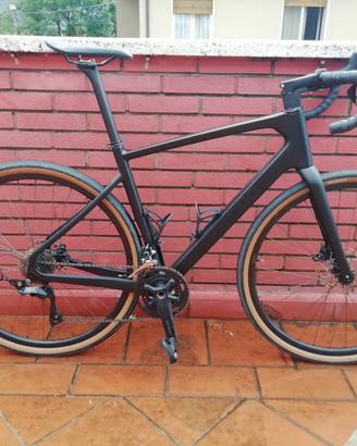 bici gravel telaio in carbonio tg 56