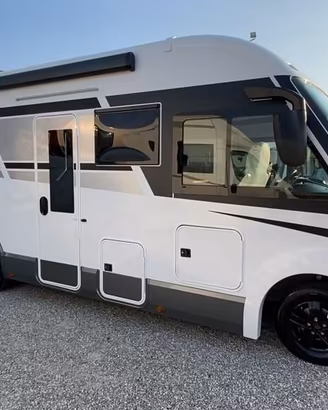 MOBILVETTA K-Yacht Tekno Line 86