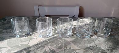 5 bicchieri whisky