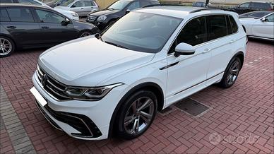 Volkswagen Tiguan 2.0 TDI 150 CV SCR DSG R-Line