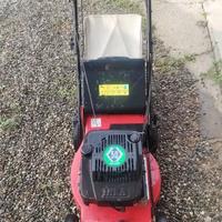 Tagliaerba trazionato Briggs&Stratton 5 HP