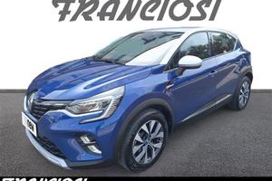RENAULT Captur 1.6 E-Tech phev Intens 160cv auto