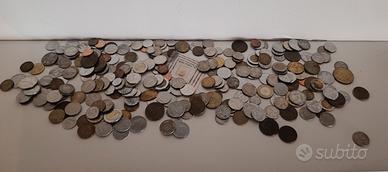Grande lotto di monete da tutto il mondo