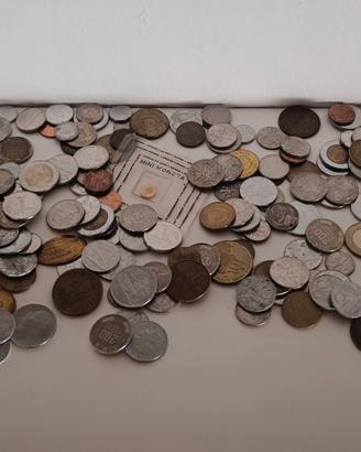 Grande lotto di monete da tutto il mondo