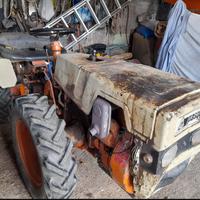 Vendita trattore + fresa + raccoglitrice nocciole