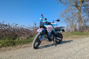 CFMOTO 450 MT - 2026 - AKRAPOVIC