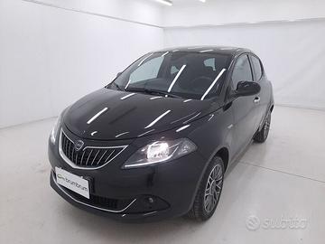 Lancia Ypsilon Hybrid Gold BR200656 1.0 Mild Hybri