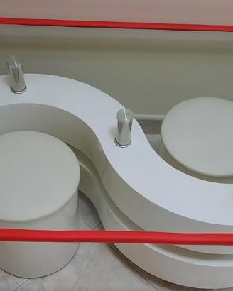 Tavolo basso moderno