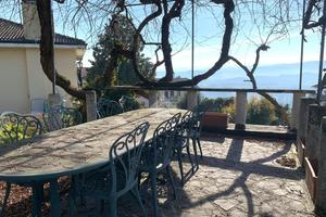 VILLA SINGOLA A CREAZZO