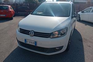 Volkswagen Touran 2.0 TDI 140 CV 7 POSTI
