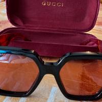 Occhiali Gucci GG0956S Tartaruga/Nero-Logo Dorato