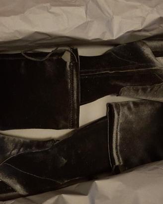 Stivali in velluto sopra il ginocchio