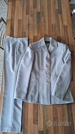 completo giacca e pantaloni