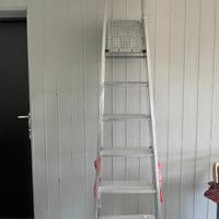 Scala doppia (prezzo trattabile)