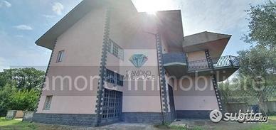 Villa singola con terreno a Linguaglossa Permuta
