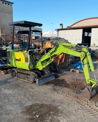 Escavatore Imef 18 quintali