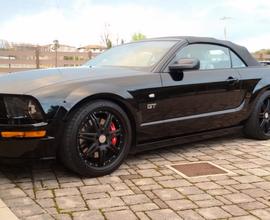 Ford Mustang GT cabrio 2006