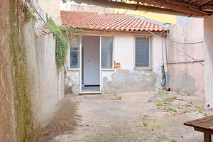 Centro storico- Casa indipendente con cortile