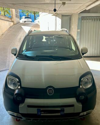 Panda cross 4x4 con gancio traino