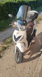 scooter Suzuki cc150