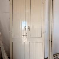 Porte in alluminio con battenti
